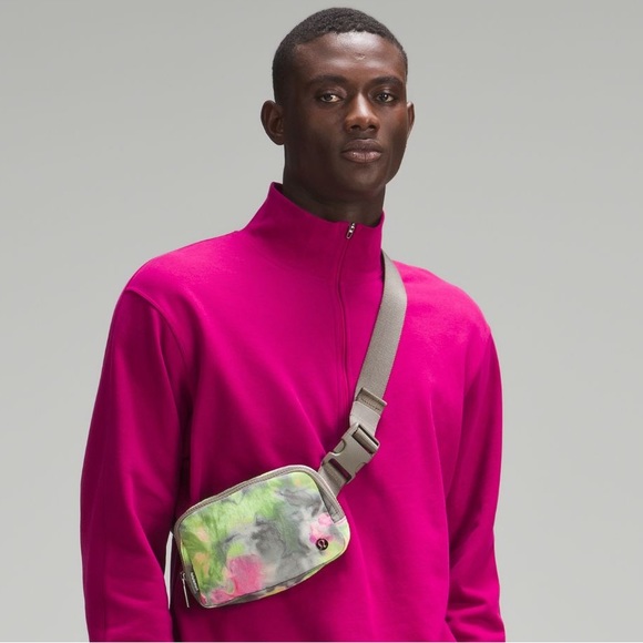 Lululemon Everywhere Belt Bag NWT Hyper Dye Multi **LAST ONE** - Picture 14 of 15